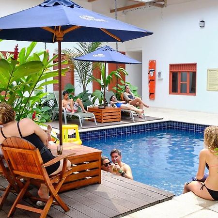 La Vaina Cali Hotel Exterior photo